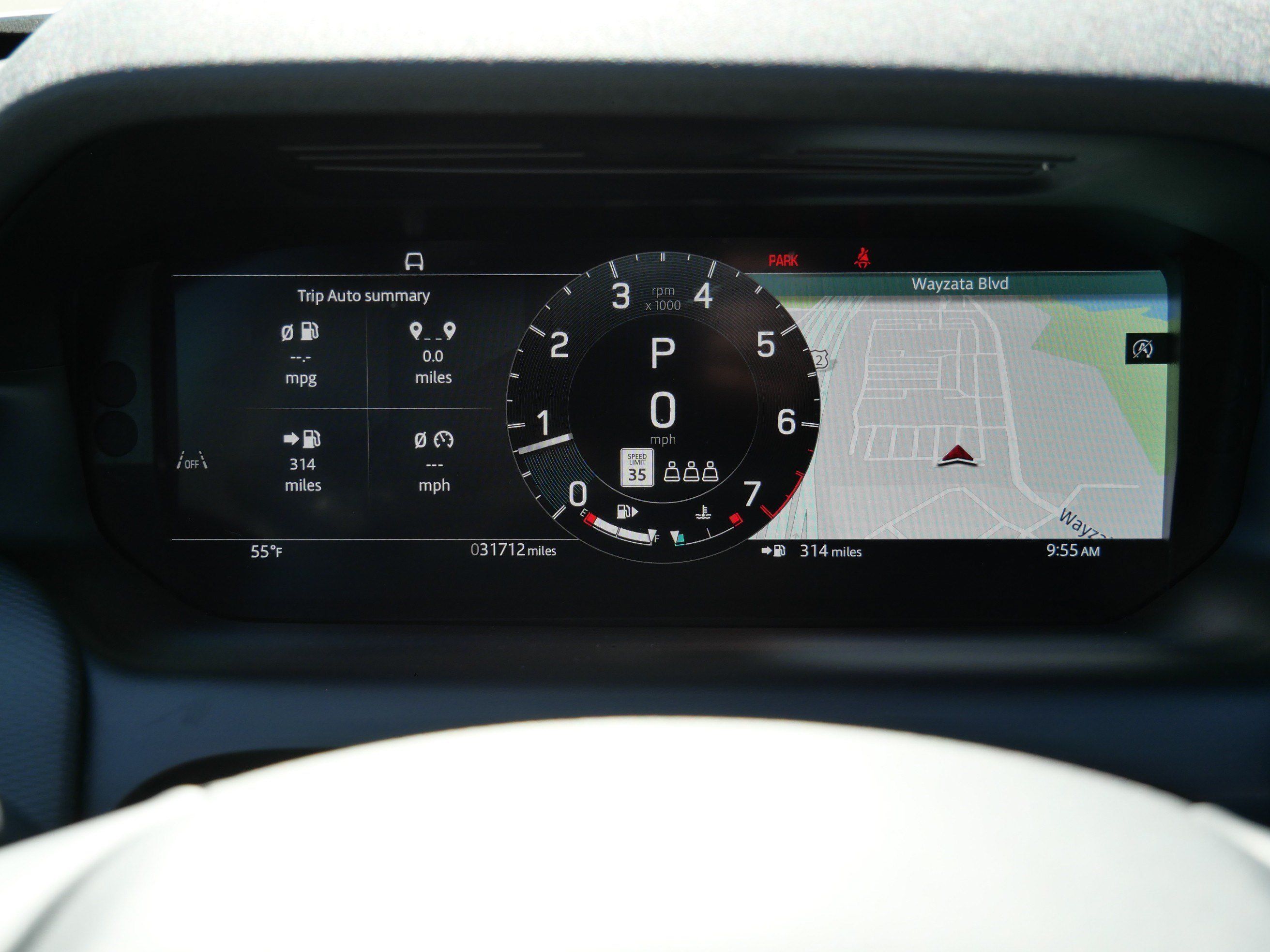 Certified 2024 Land Rover Discovery Sport Dynamic SE AWD/4WD image 24