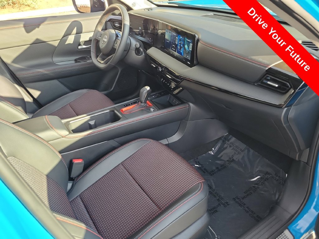 Used 2026 Nissan Kicks SR w/ Illumination Package FWD image 21