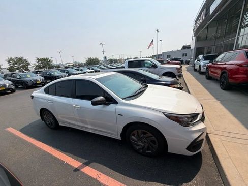Used 2025 Subaru Legacy Sport AWD/4WD image 6