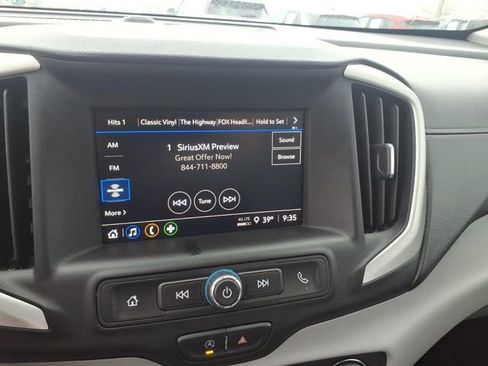 Used 2022 GMC Terrain SLE w/ Driver Convenience Package image 18