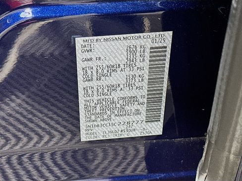 Used 2025 Nissan Pathfinder SL image 12