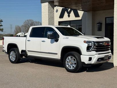 Used 2024 Chevrolet Silverado 2500 High Country w/ Technology Package