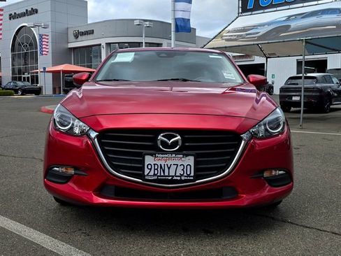 Used 2018 MAZDA MAZDA3 Touring image 2