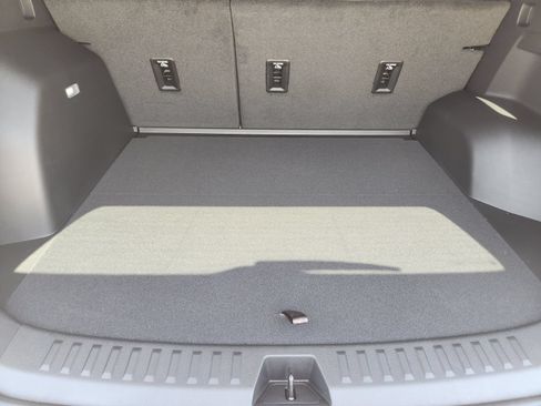 New 2027 Chevrolet Equinox LT FWD image 25