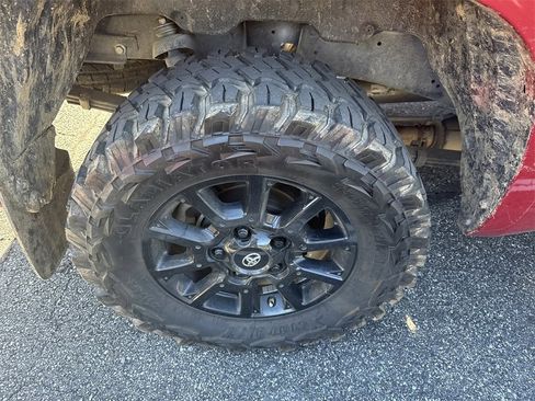Used 2021 Toyota Tundra SR5 w/ SX Package image 10