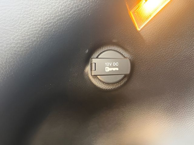 Used 2023 Jeep Compass Latitude AWD/4WD image 8