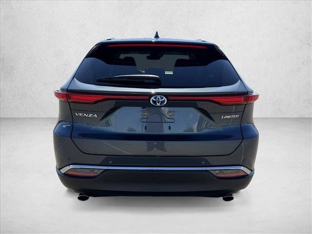 Used 2024 Toyota Venza Limited AWD/4WD image 6