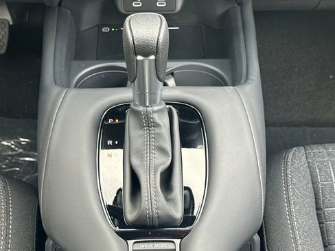 New 2026 Honda HR-V LX image 23