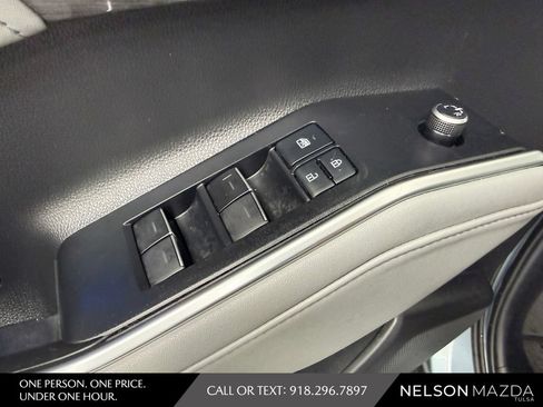 Used 2021 Toyota Highlander Platinum AWD/4WD image 21