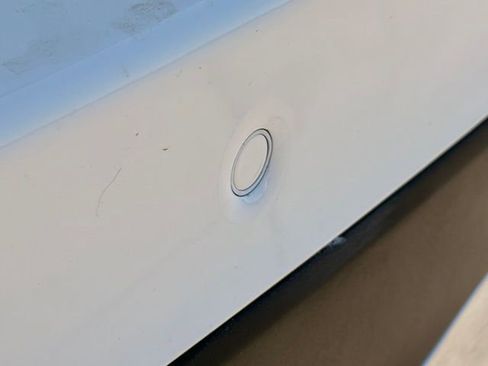 Used 2024 Mercedes-Benz GLC 300 image 8