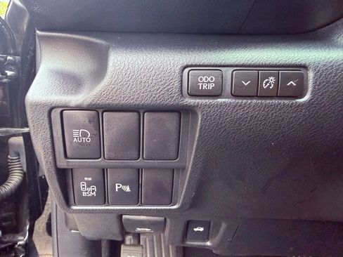 Used 2017 Lexus IS 200t image 17