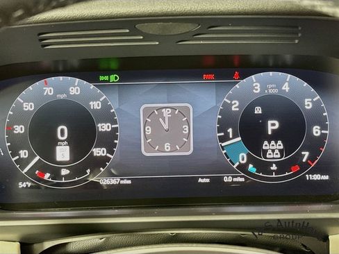 Used 2024 Land Rover Discovery S AWD/4WD image 15