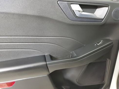 Used 2023 Ford Escape Platinum w/ Premium Technology Package image 11