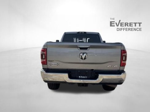 Used 2022 RAM 2500 Limited AWD/4WD image 6