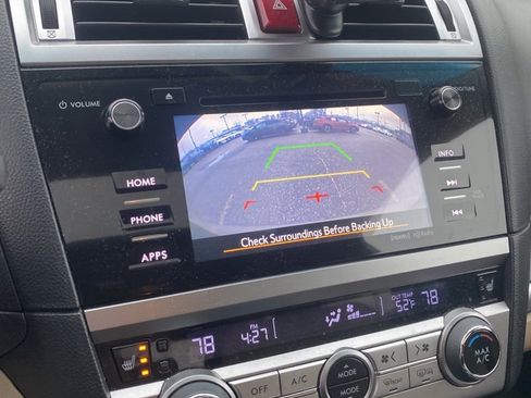 Used 2017 Subaru Outback 2.5i Limited image 6