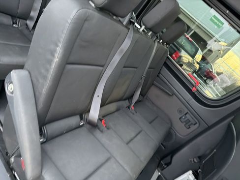 Used 2019 Mercedes-Benz Sprinter 2500 image 21