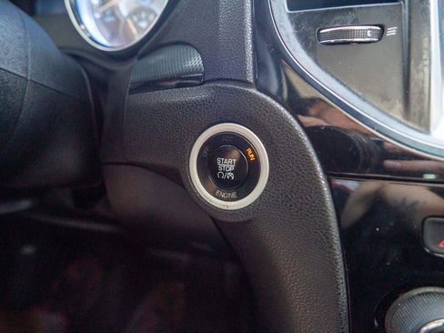 Used 2014 Chrysler 300 S RWD image 21