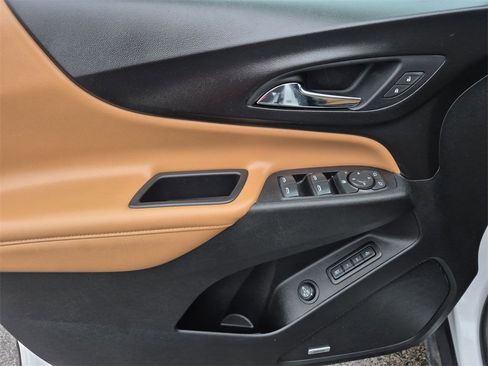 Used 2019 Chevrolet Equinox Premier image 20