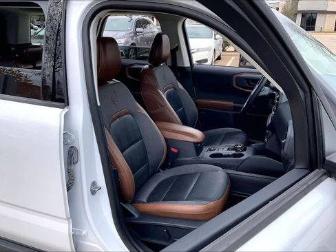 Used 2021 Ford Bronco Sport Outer Banks image 8