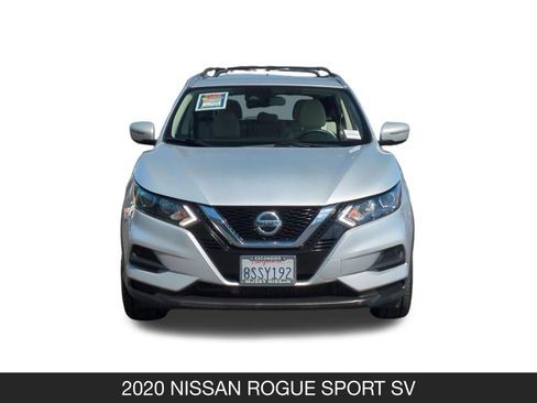 Used 2020 Nissan Rogue Sport SV FWD image 4