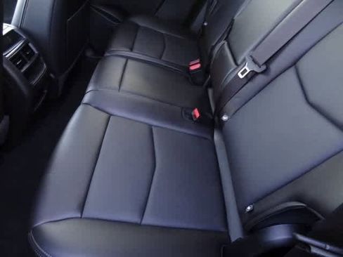 Used 2023 Cadillac XT5 Premium Luxury image 9