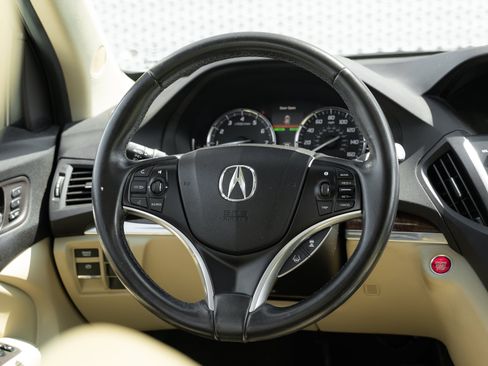Used 2017 Acura MDX SH-AWD image 9