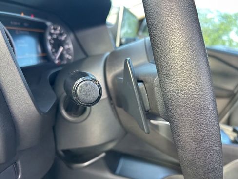 Used 2024 Nissan Rogue SV image 37