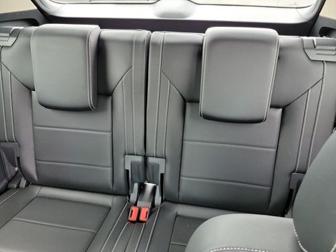 Used 2023 Volkswagen Atlas SEL R-Line AWD/4WD image 17