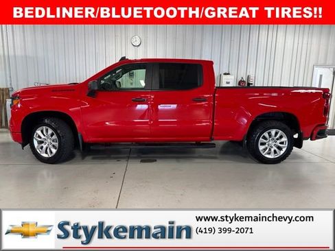 Used 2024 Chevrolet Silverado 1500 Custom w/ LPO, Dark Essentials Package AWD/4WD image 2