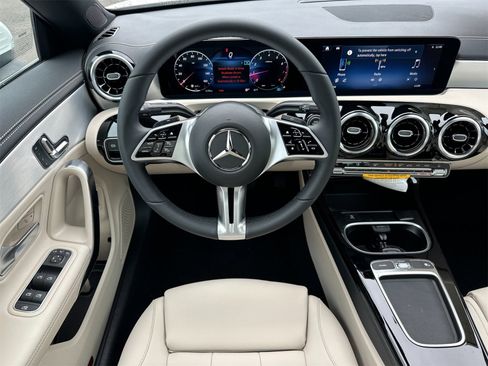 New 2025 Mercedes-Benz CLA 250 image 15