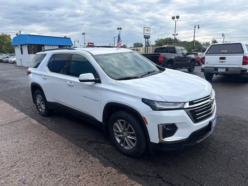 Used 2023 Chevrolet Traverse LT w/ LPO, Floor Liner Package AWD/4WD image 6