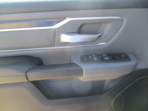 Used 2022 RAM 1500 Big Horn image 30