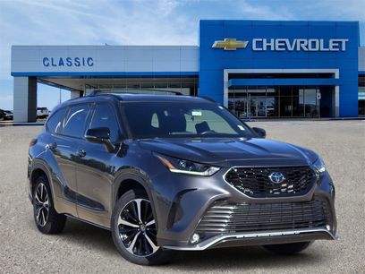 Used 2022 Toyota Highlander XSE