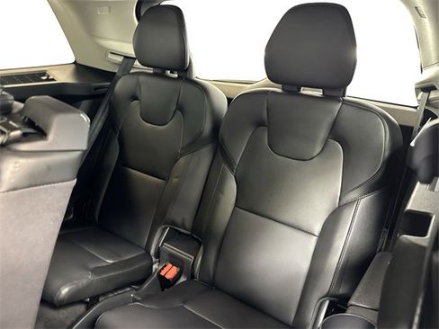 Used 2023 Volvo XC90 B5 Core w/ Climate Package image 15