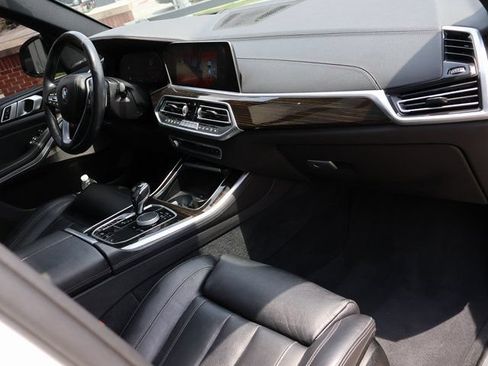 Used 2020 BMW X5 xDrive40i w/ Premium Package AWD/4WD image 9