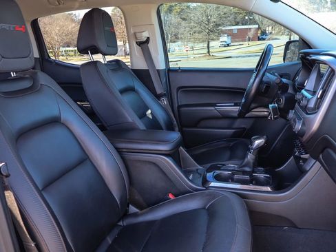 Used 2022 GMC Canyon AT4 w/ Driver Alert Package image 14