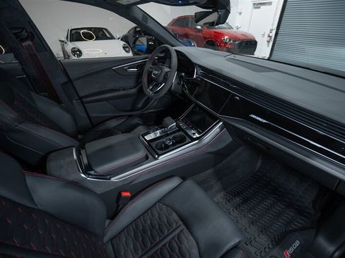 Used 2024 Audi RS Q8 AWD/4WD image 35