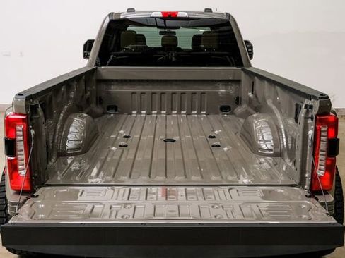 Used 2026 Ford F450 Lariat AWD/4WD image 34