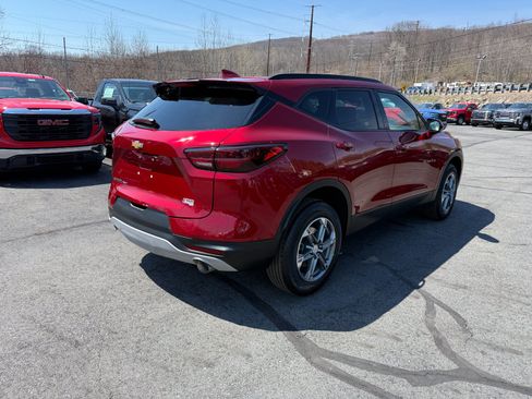 Used 2023 Chevrolet Blazer LT w/ Convenience Package AWD/4WD image 5