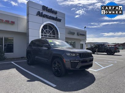 Used 2026 Jeep Grand Cherokee Limited w/ Limited Altitude Package