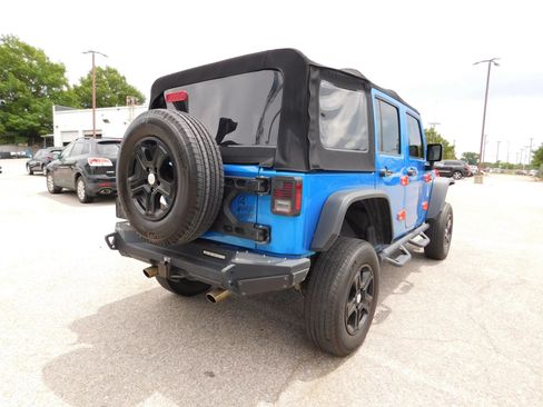Used 2016 Jeep Wrangler Unlimited Sport AWD/4WD image 7