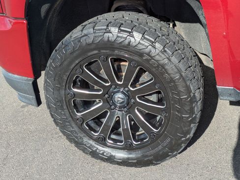 Used 2018 Chevrolet Silverado 1500 LTZ Z71 w/ LTZ Plus Package AWD/4WD image 13