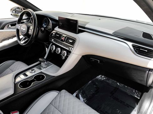 Used 2023 Genesis G70 3.3T w/ Sport Prestige Package image 16