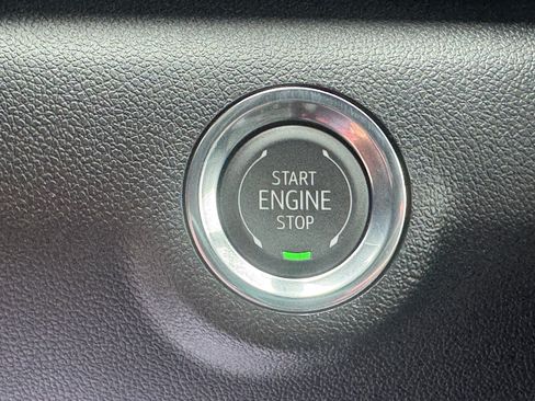 New 2027 GMC Terrain AT4 w/ Convenience Package III AWD/4WD image 28