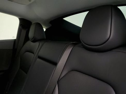 Used 2026 Tesla Model Y Long Range RWD image 58