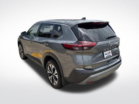 Used 2023 Nissan Rogue SV FWD image 8