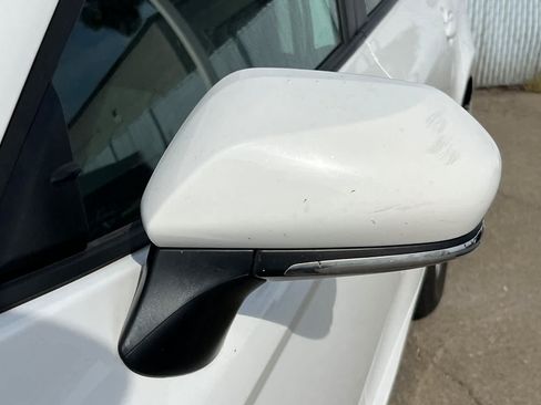 Used 2025 Toyota Camry LE FWD image 11