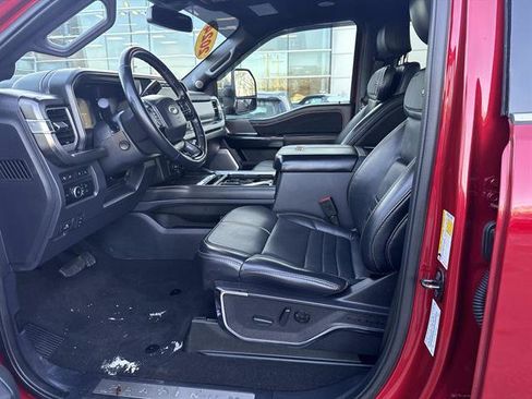 Used 2024 Ford F350 Platinum w/ FX4 Off-Road Package image 17