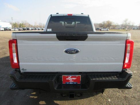 New 2026 Ford F250 XL w/ XL Off-Road Package image 6