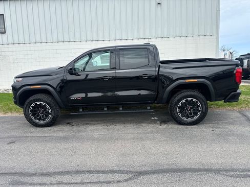 New 2026 GMC Canyon AT4 AWD/4WD image 2